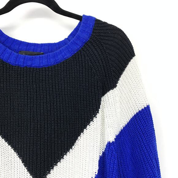 Express Tunic Sweater Womens Size Medium Colorblock Chevron Detail Blue Black - Picture 3 of 6